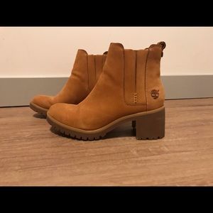 Timberland sz 8 wedge ankle boots